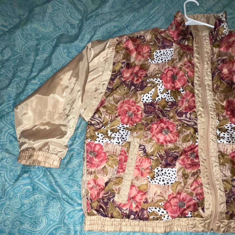 Vintage 90s windbreaker - Picture 5 of 11